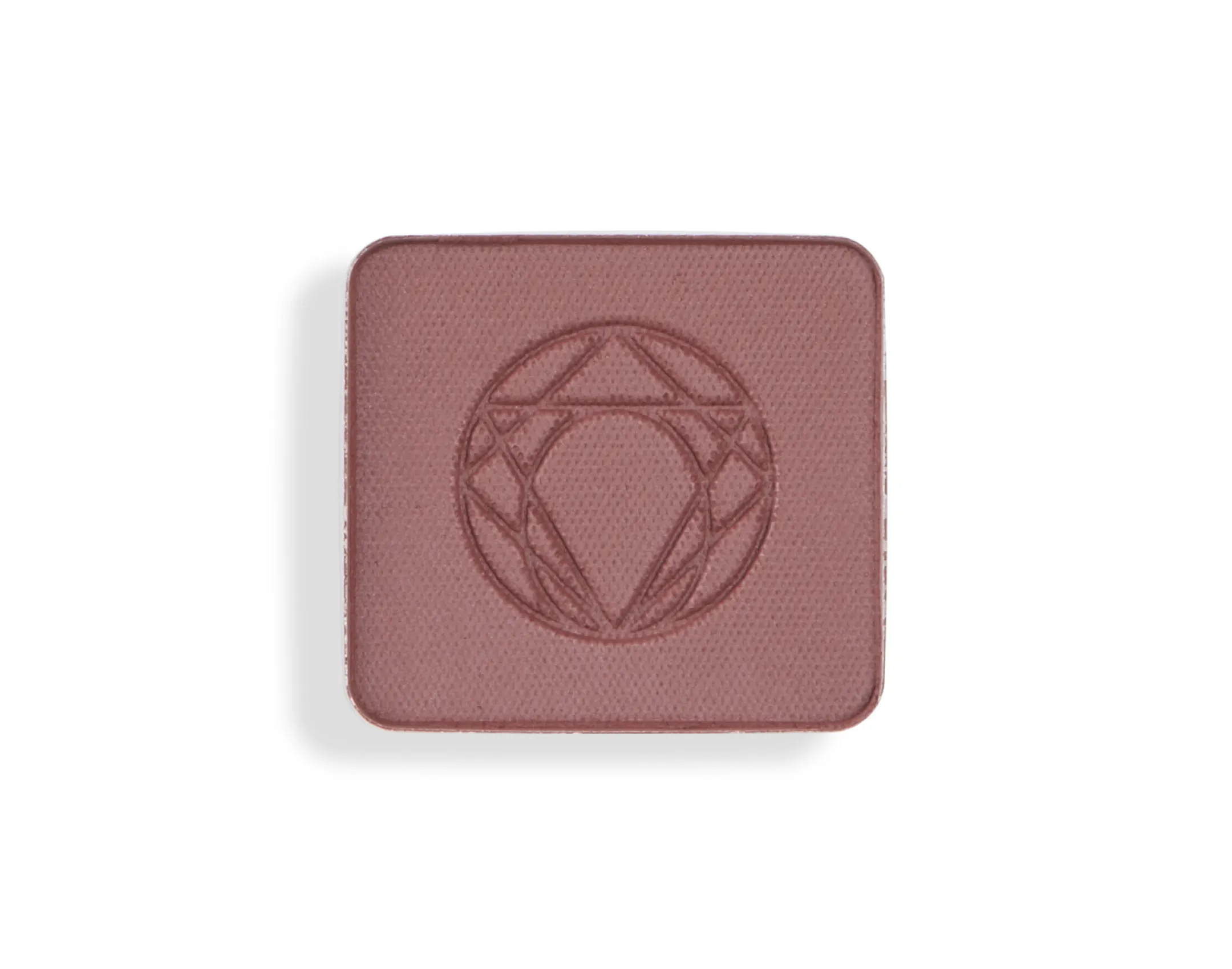 Quadratisches Lidschatten-Refill in Altrosa mit eingeprägtem Signet von Horst Kirchberger vor weißem Hintergrund.